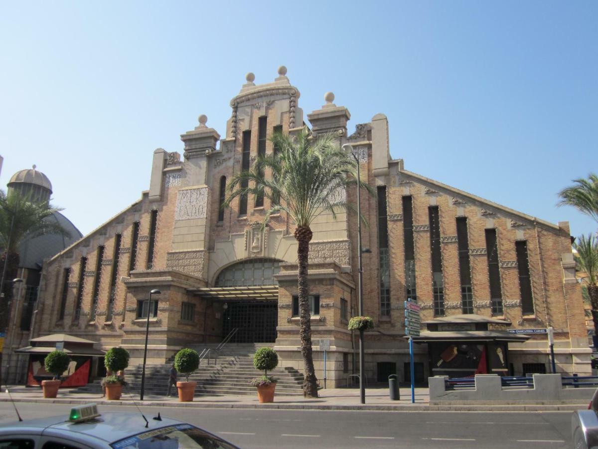 Un Lujo En El Corazon De Alicante Exterior photo