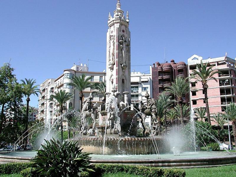 Un Lujo En El Corazon De Alicante Exterior photo